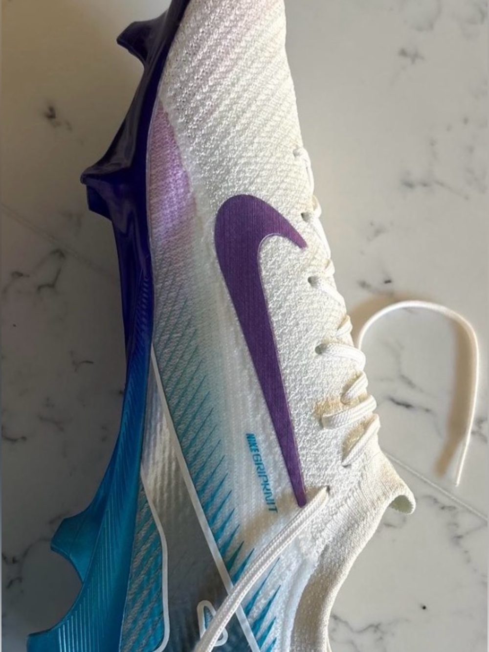 ⚠️NEVER BEEN WORN⚠️ Nike Mercurial Vapor 16 Elite FG football boots chromatic